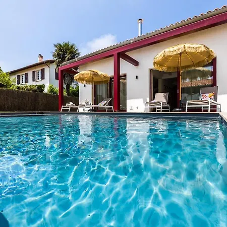 Bixente Enia Keyweek Family Pool * غوتاري