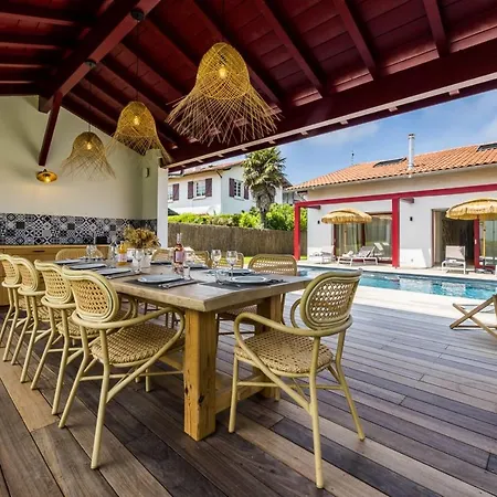 فيلة Bixente Enia Keyweek Family Pool *