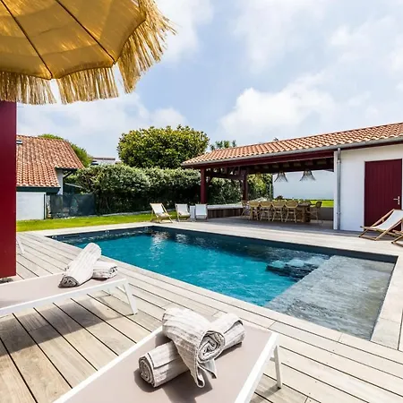 Bixente Enia Keyweek Family Pool * غوتاري